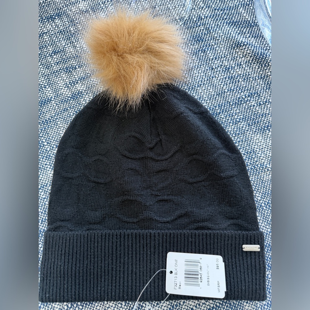 Coach Black Signature Knit Beanie Hat Faux Fur Pom Pom NWT $95